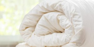 Couette chaude : un avantage économique et bénéfique pour le sommeil