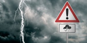 Météo : les 62 départements en alerte orages ce week-end 