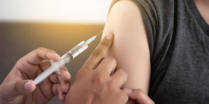 Nudges : cette petite technique des autorités pour pousser les Français à se faire vacciner
